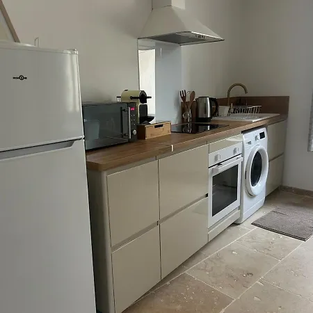 Moderne Pour 2 Personnes - Clim Et Wifi - Centre *