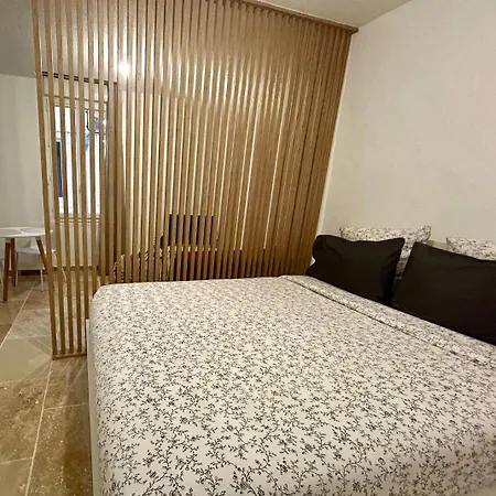 Moderne Pour 2 Personnes - Clim Et Wifi - Centre